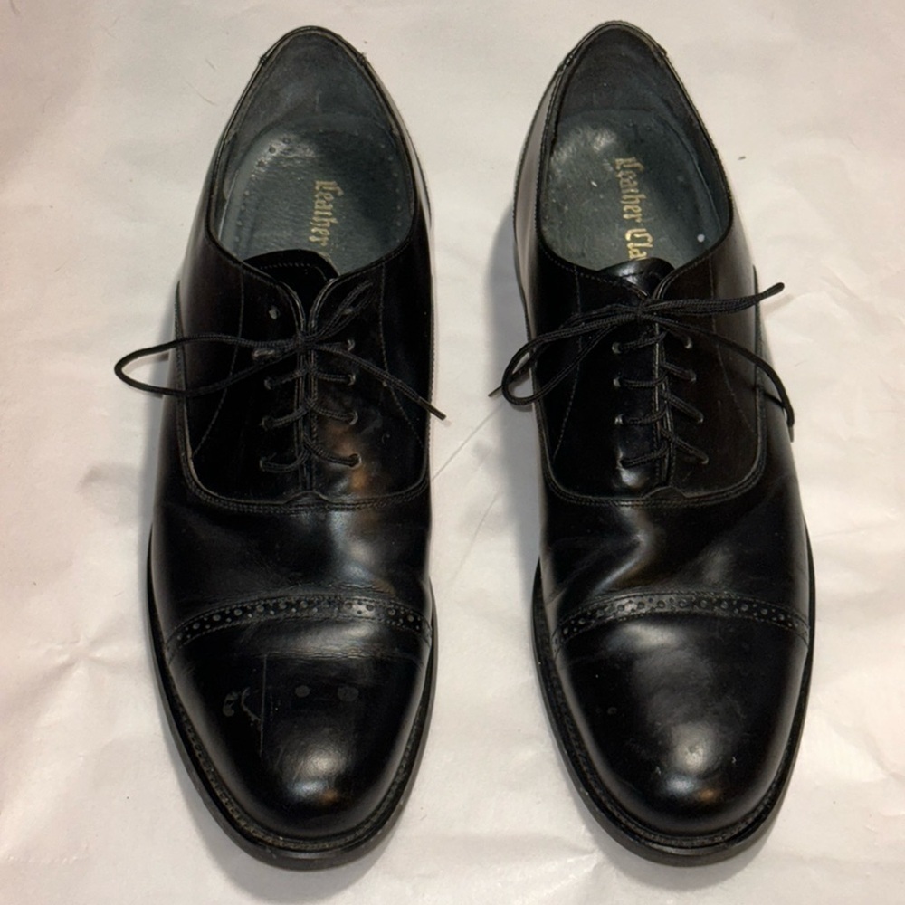 Leather Classics Oxford‎ lace up black men’s shoes Sz 10 AA